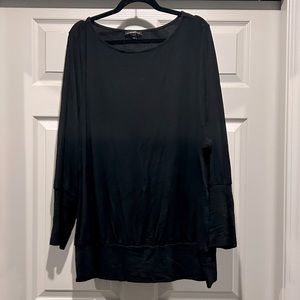 Lane Bryant 3/4 sleeve, fitted sleeve and waist blouse Sz 26/28